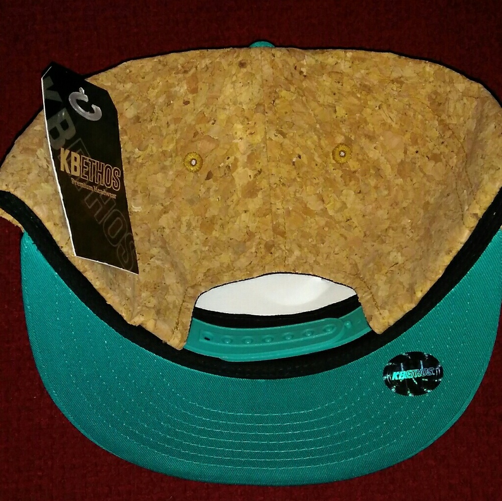 Miami hat - Picture 3 of 3